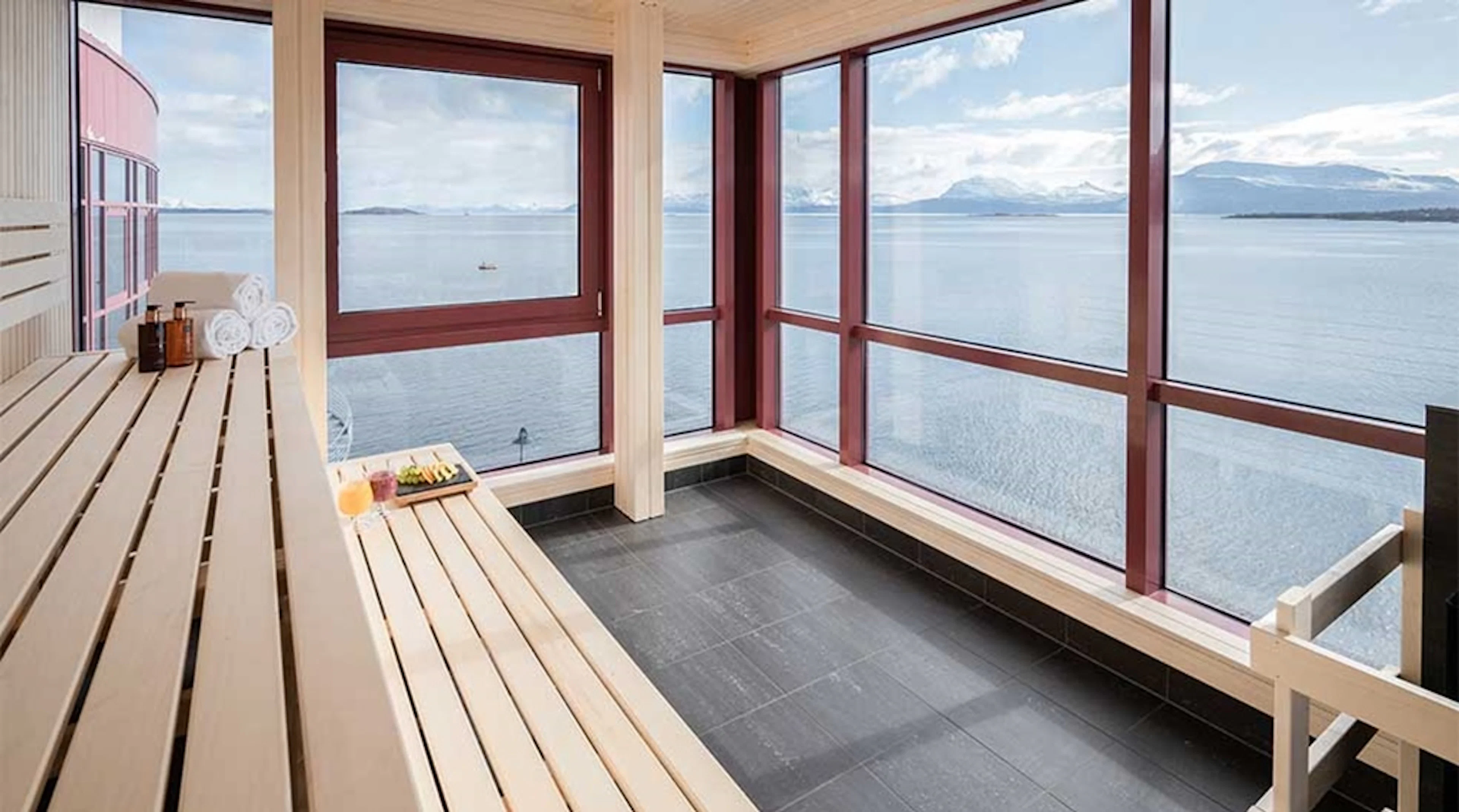 Home Hotel Arcticus