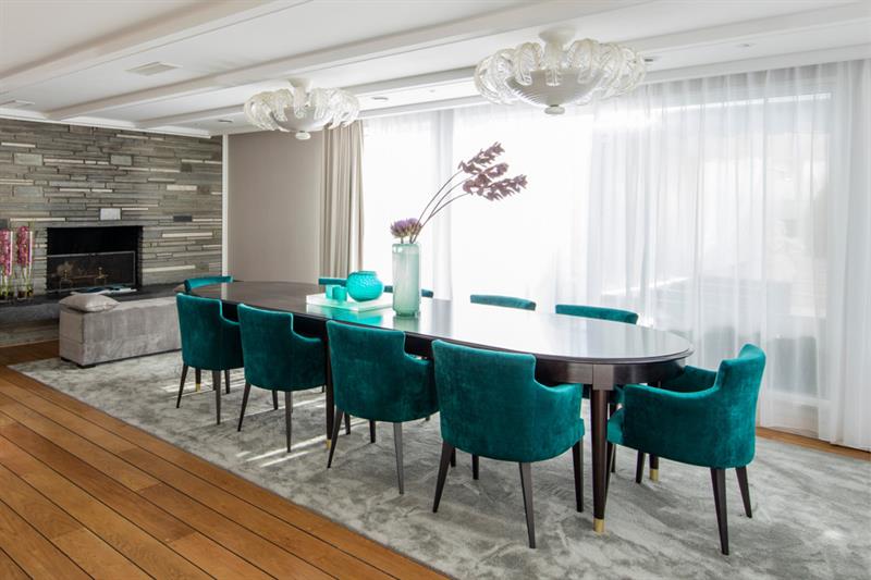 Penthouse Terrace Suite – langt bord med ti stoler