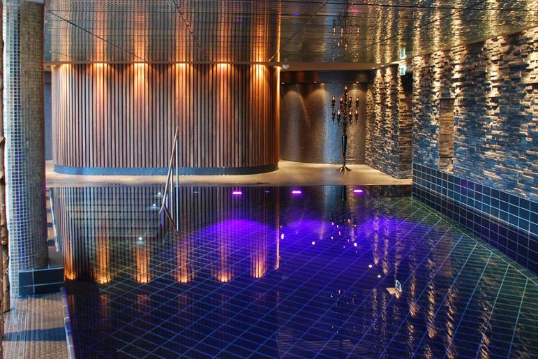 Artesia Spa-bassenget