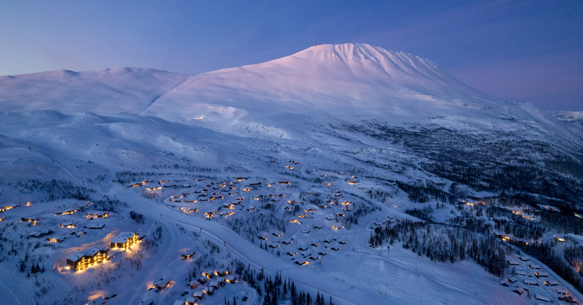 full-width-background-image