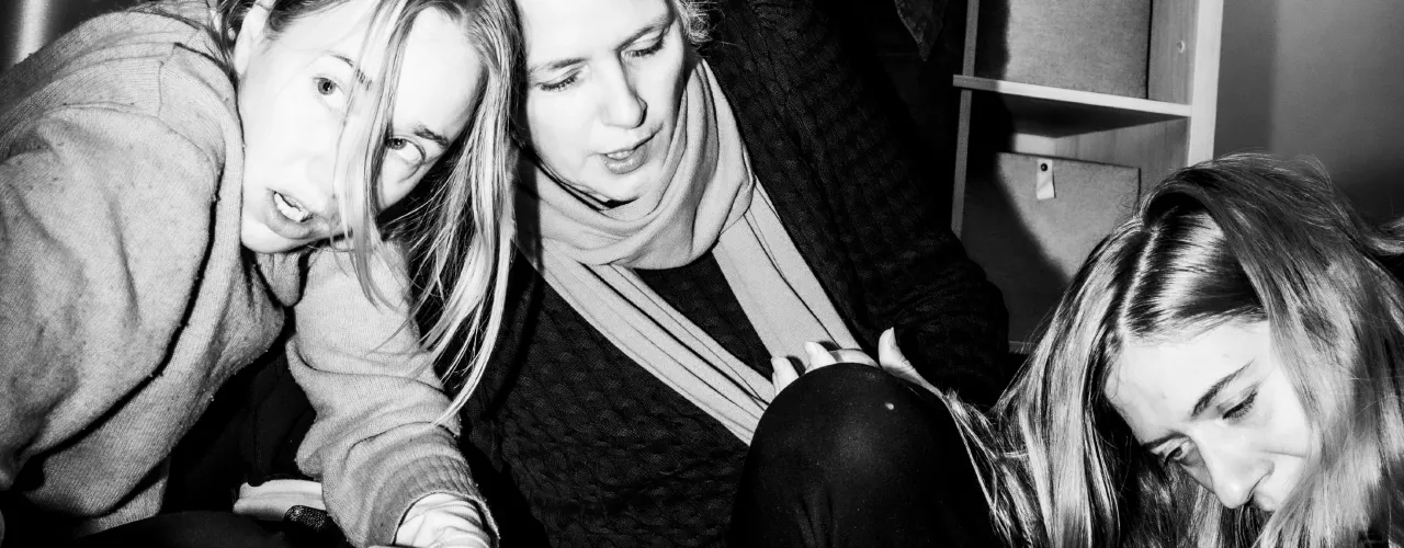 Hero-banner-background