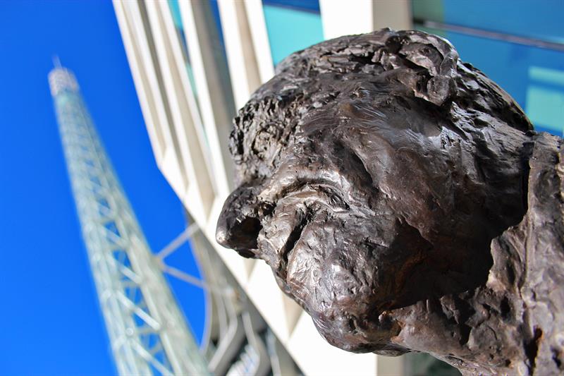 statuen ved utsiktstårnet Tjuvtitten