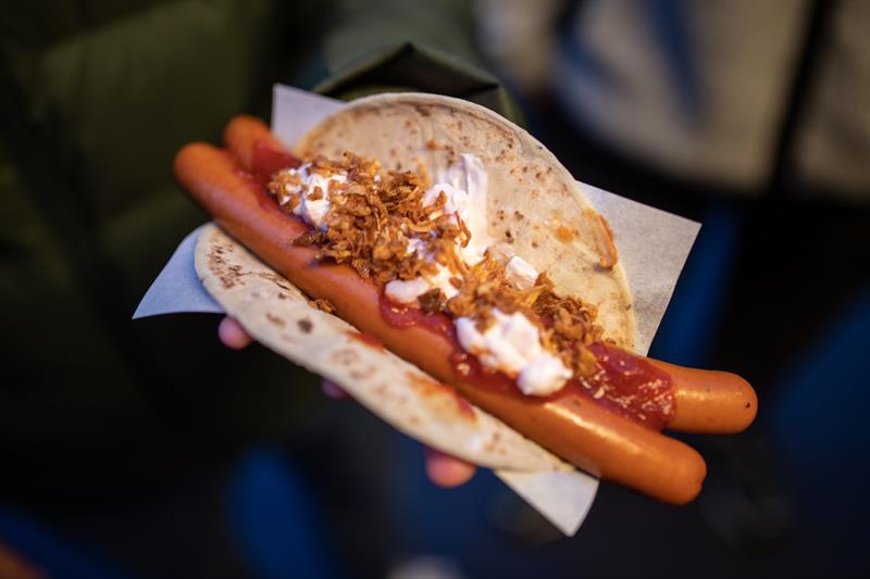 Pølse i lompe
