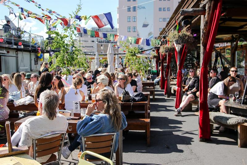 Uteservering om sommeren