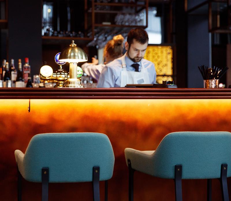 Hub Bar
