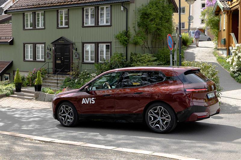AVIS-bil ved Telthusbakken