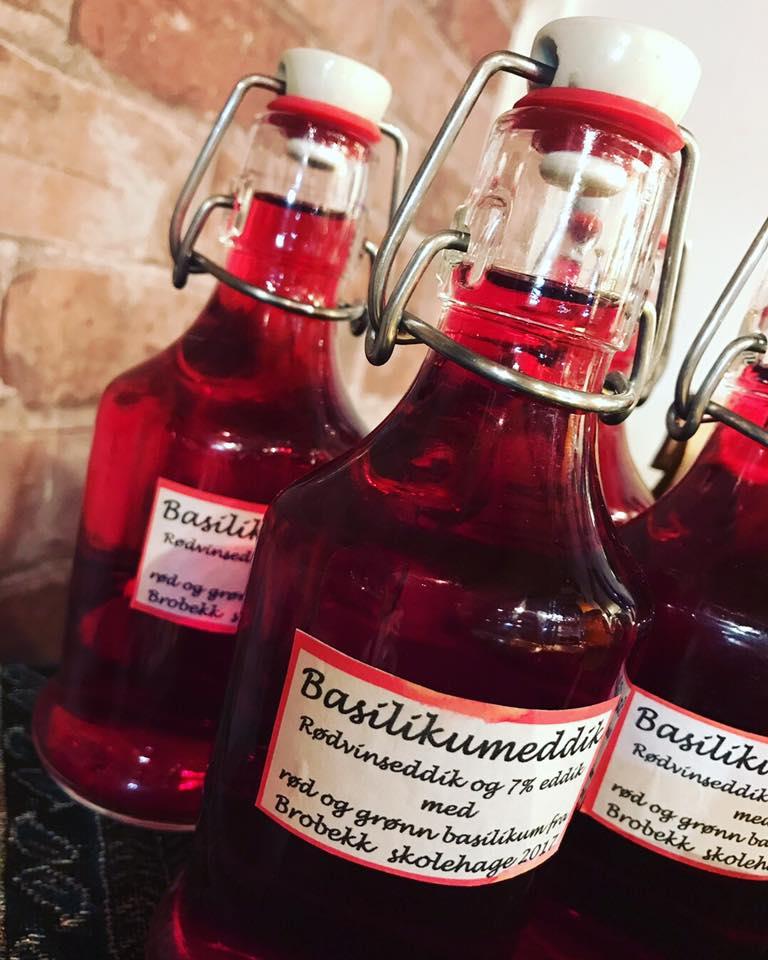 basil vinegar