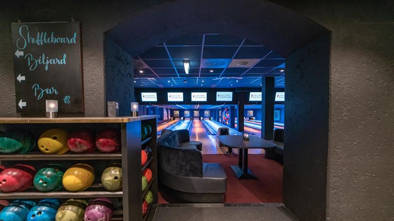 Oslo Bar & Bowling utsikt mot bowlingbanene