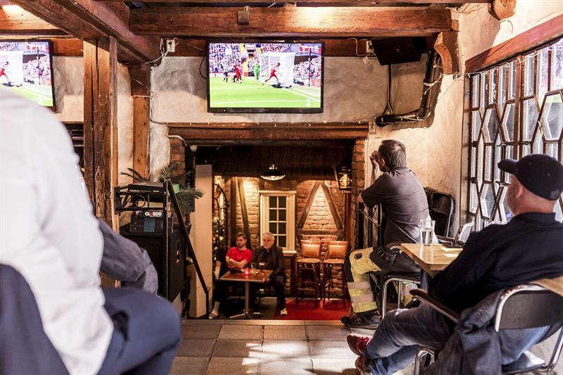 Magneten Pub med TV-skjermer