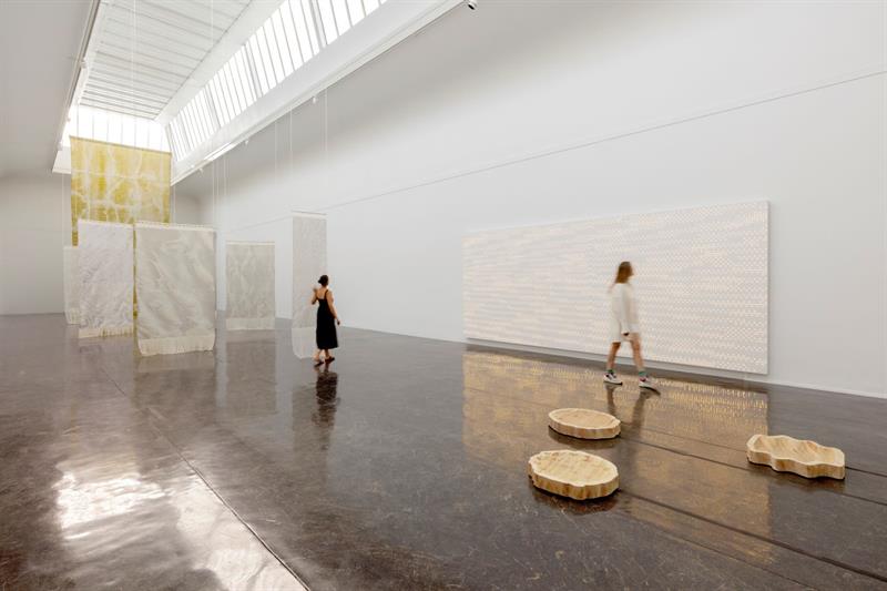 Kunstinstallasjoner. Pearla Pigao, Weaving Voices