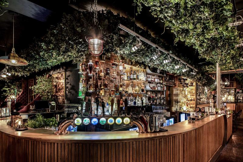 Bar.
