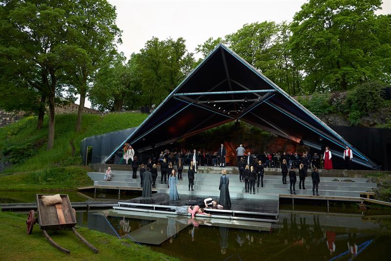 Teaterforestilling på Karpedammen Scene