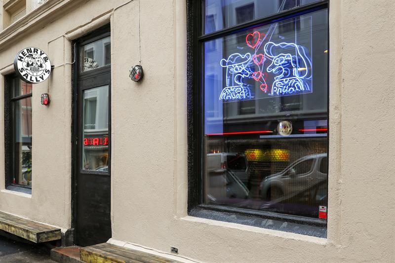 Baren sett fra gaten
