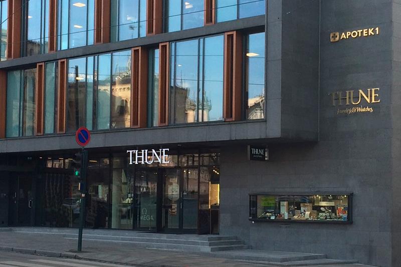 fasaden sett fra Karl Johan