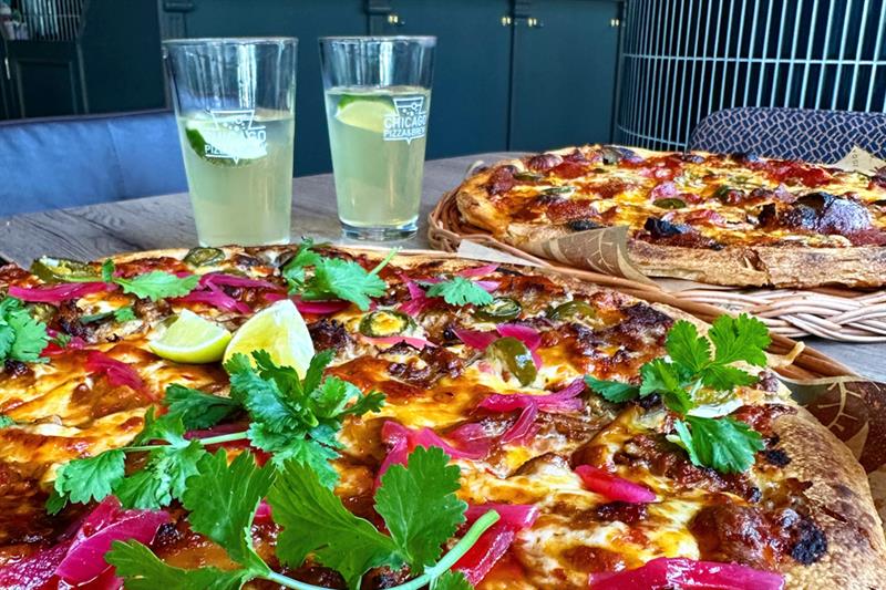 Detalj av pizza.