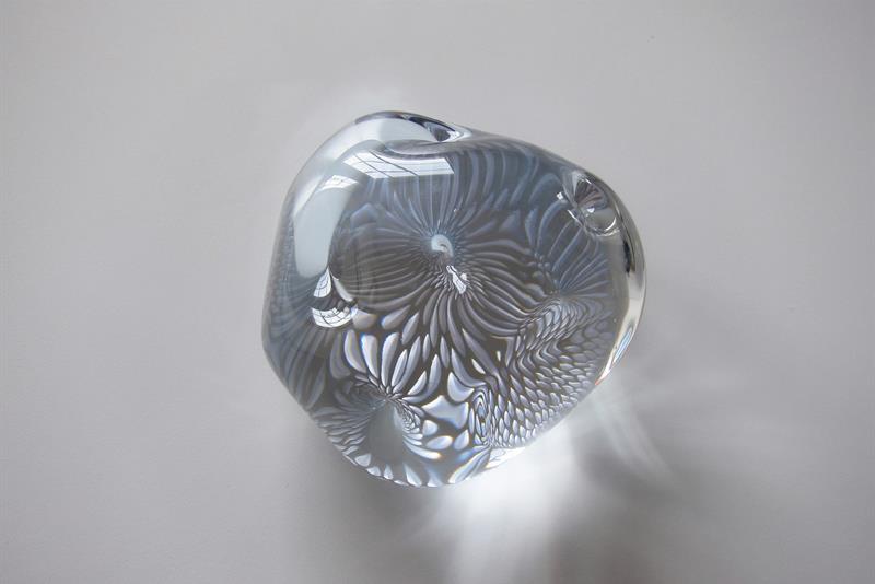 «Origin» – En glassskulptur av Jeanne-Sophie Aas