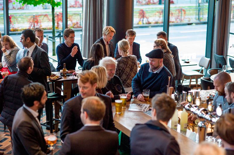 gjestene på restauranten