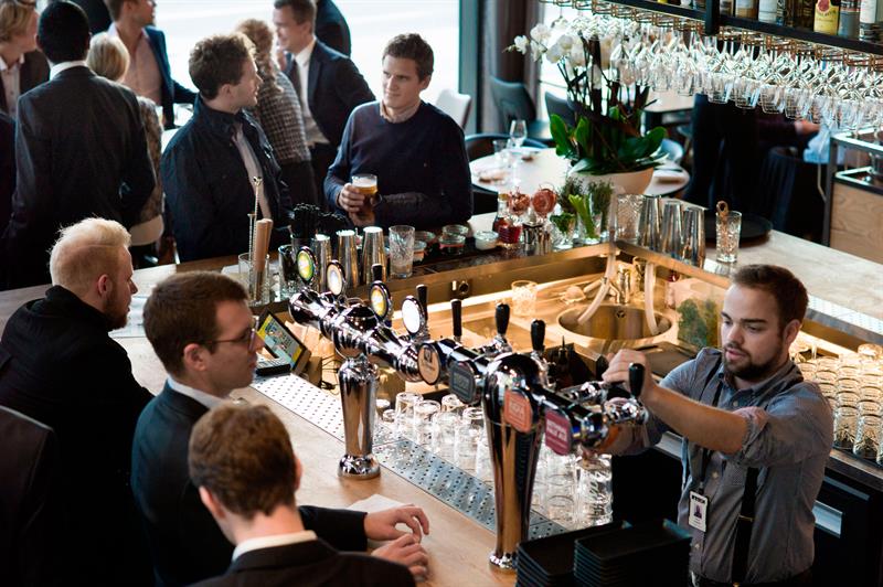 gjester i baren