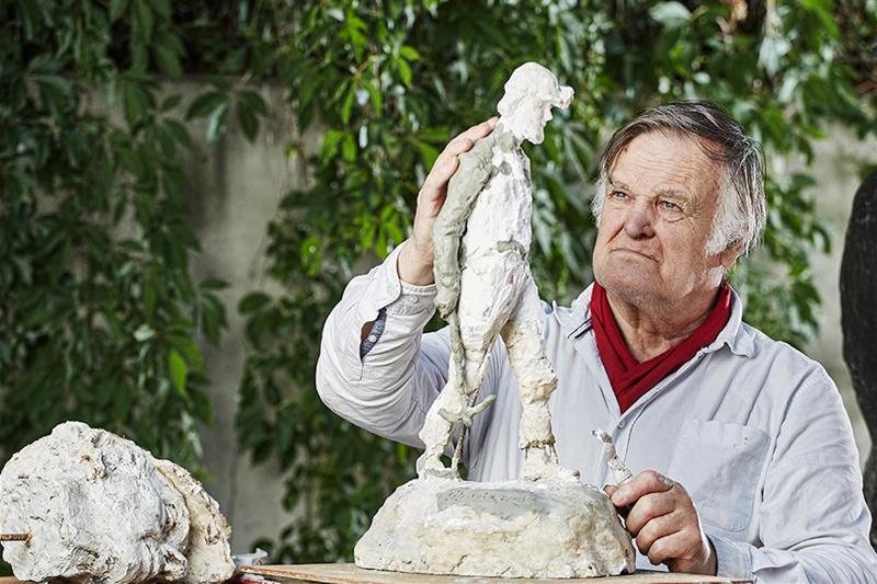 Kunstneren Tore Bjørn Skjølsvik