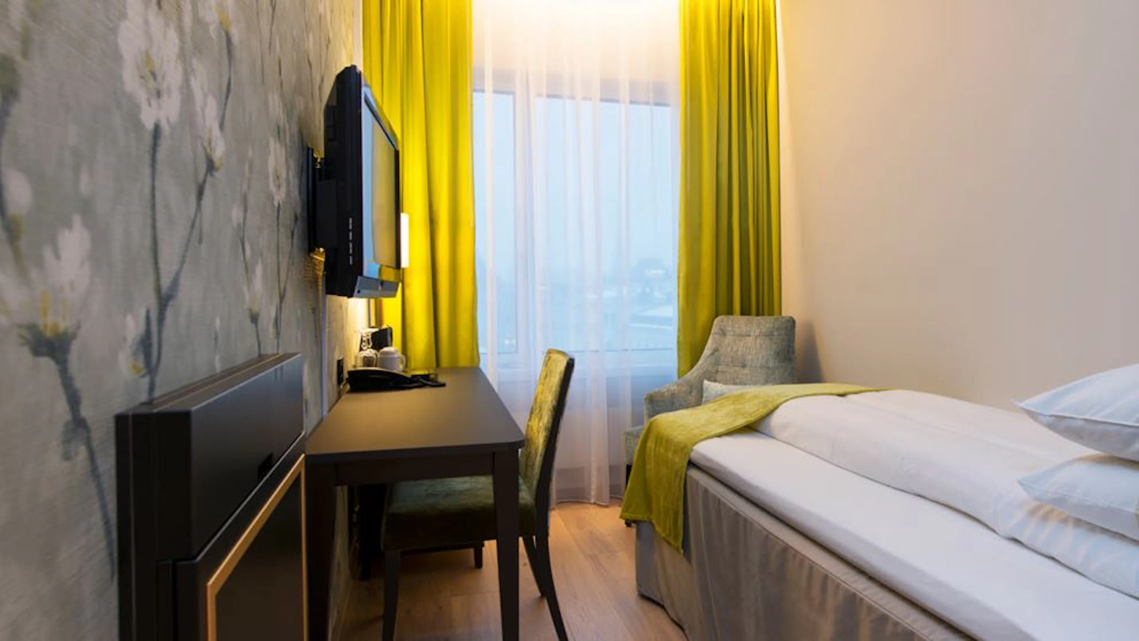 Standard Room Single