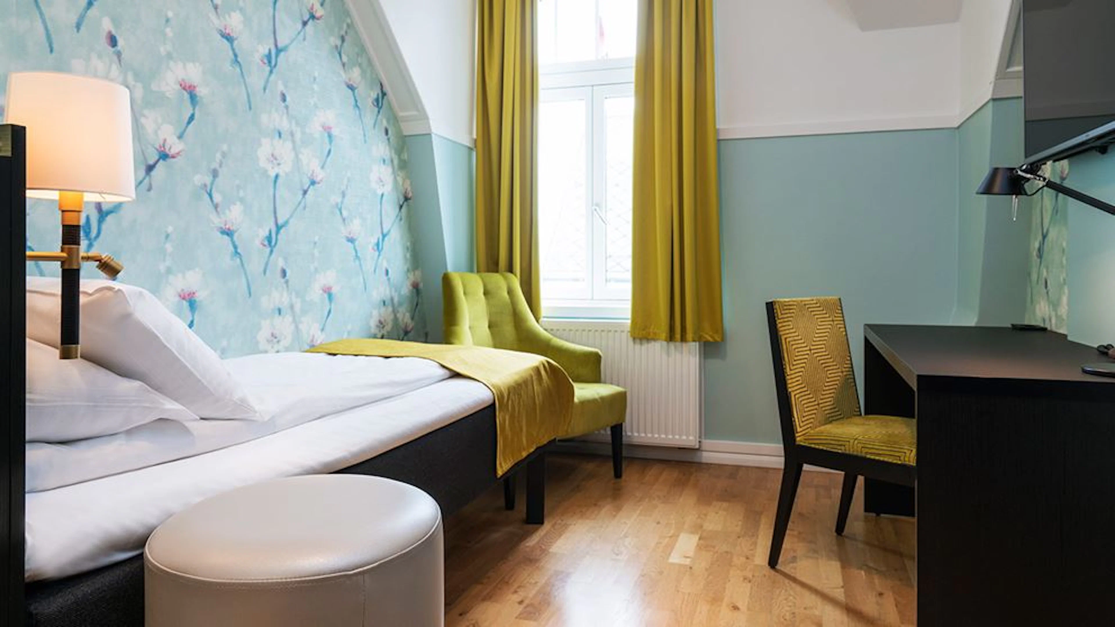 Small Single Room