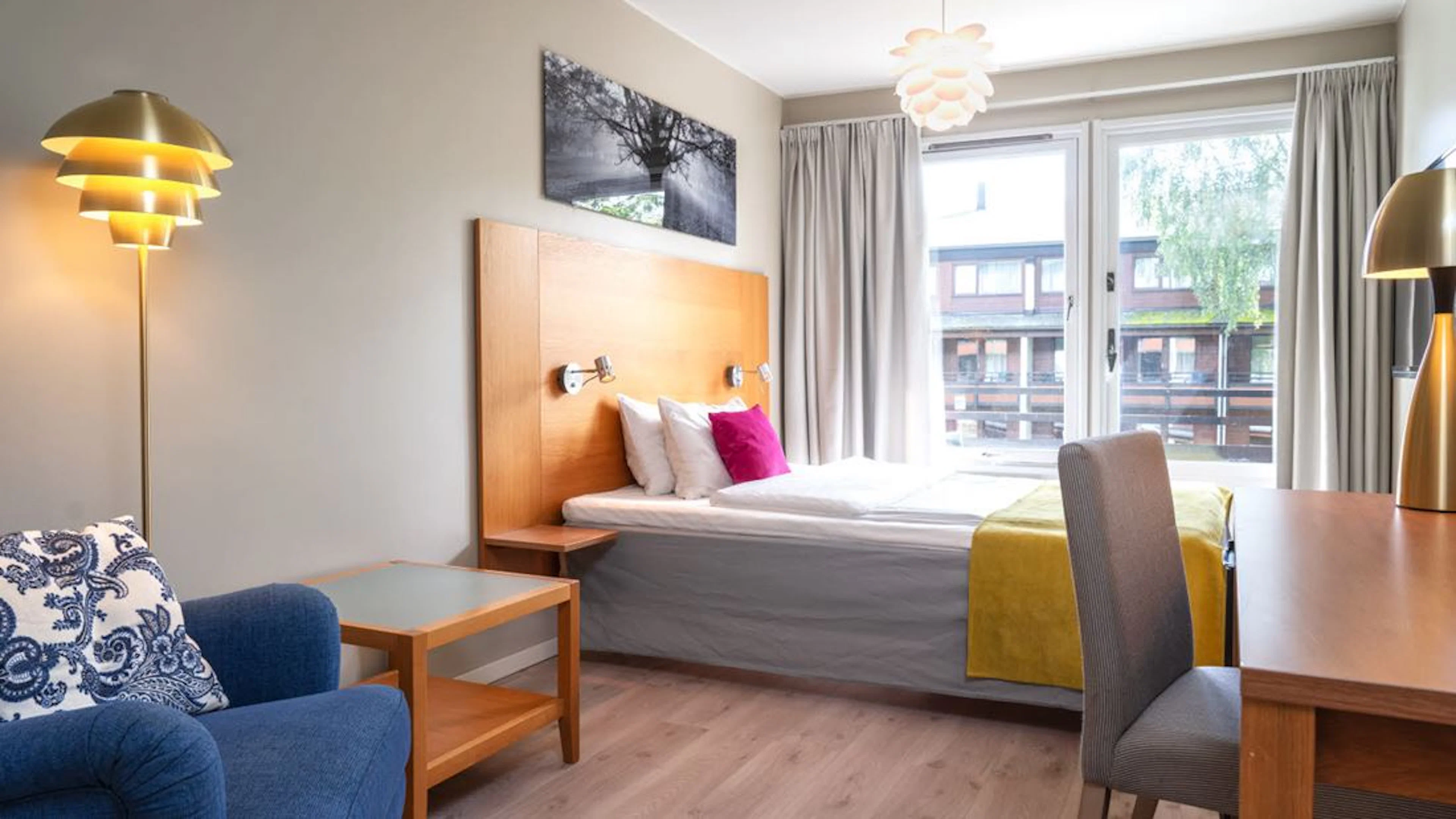 Standard Room Queen