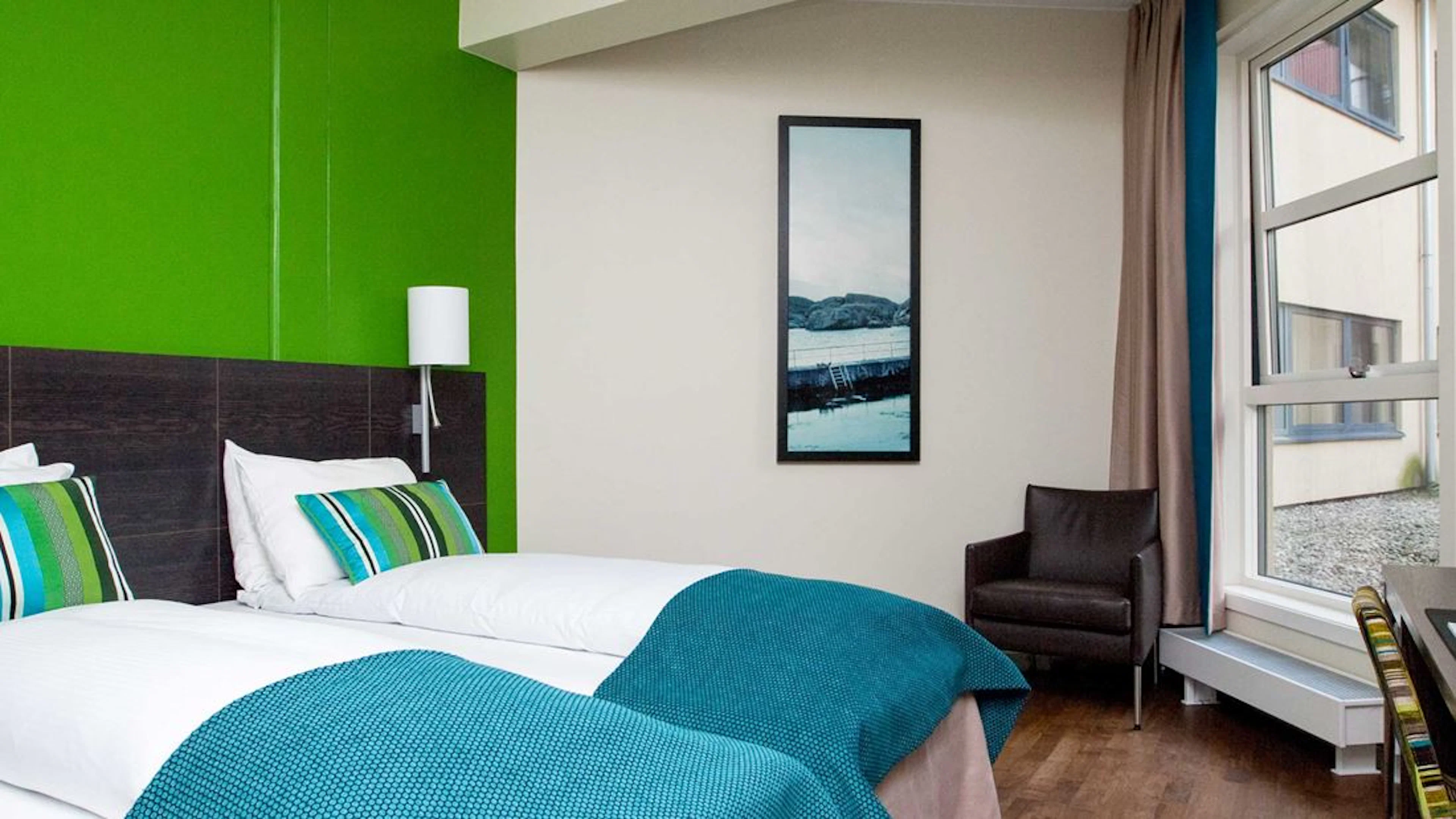 Handicap friendly room
