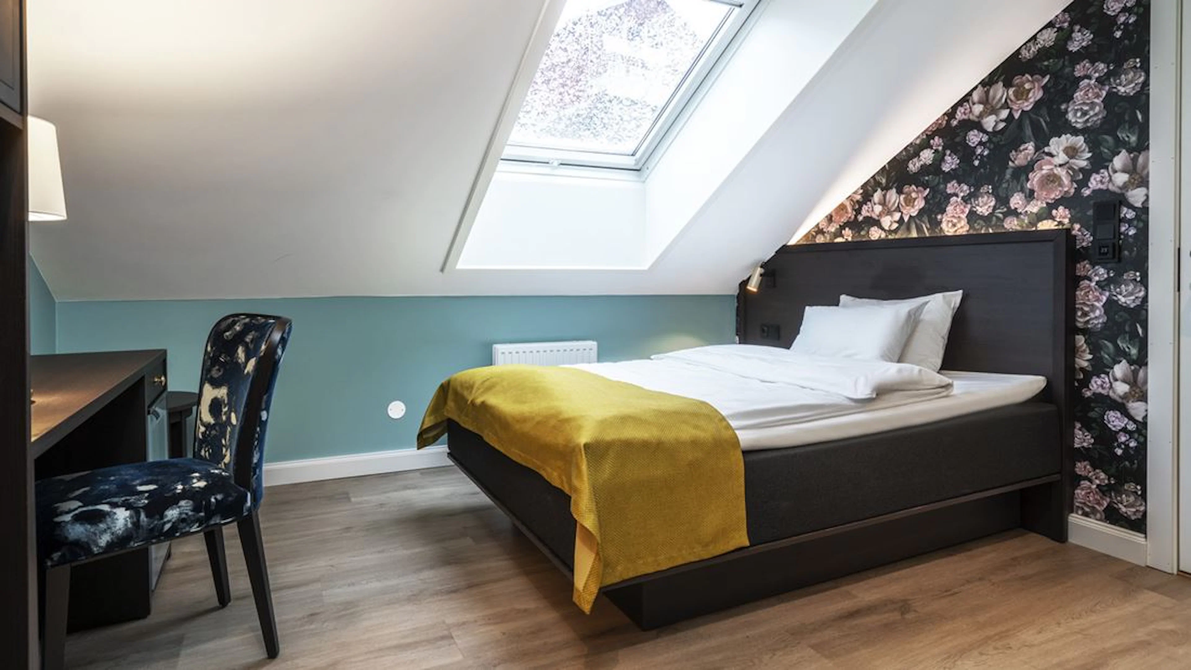 Standard Room Queen