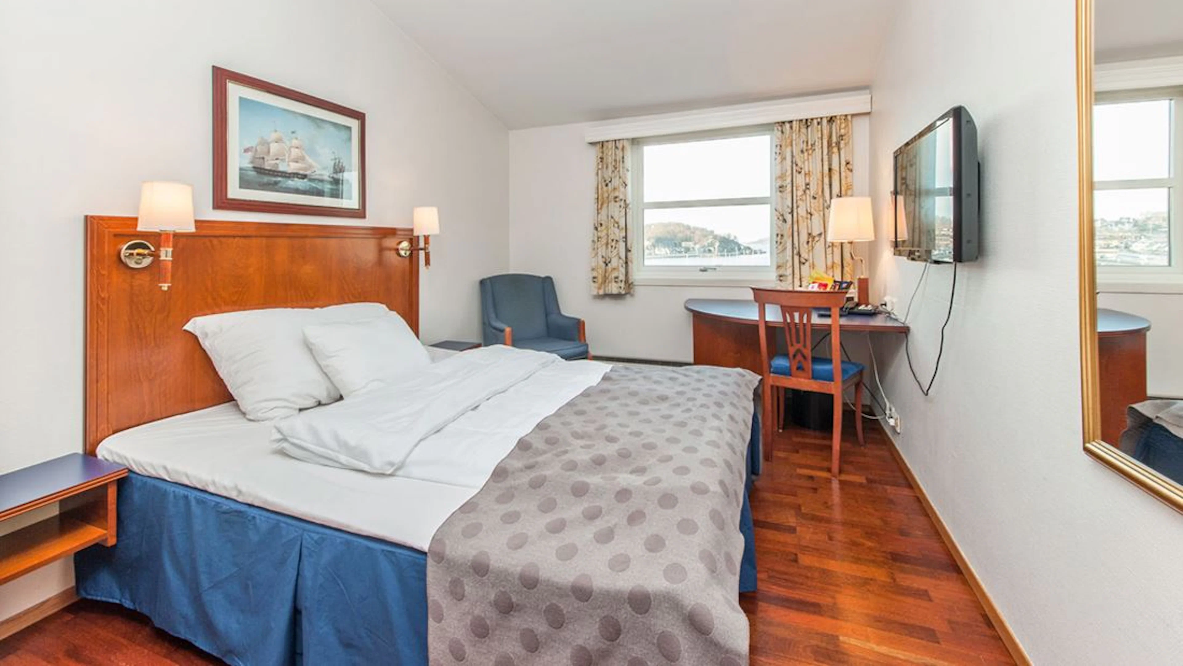 Standard Room Queen