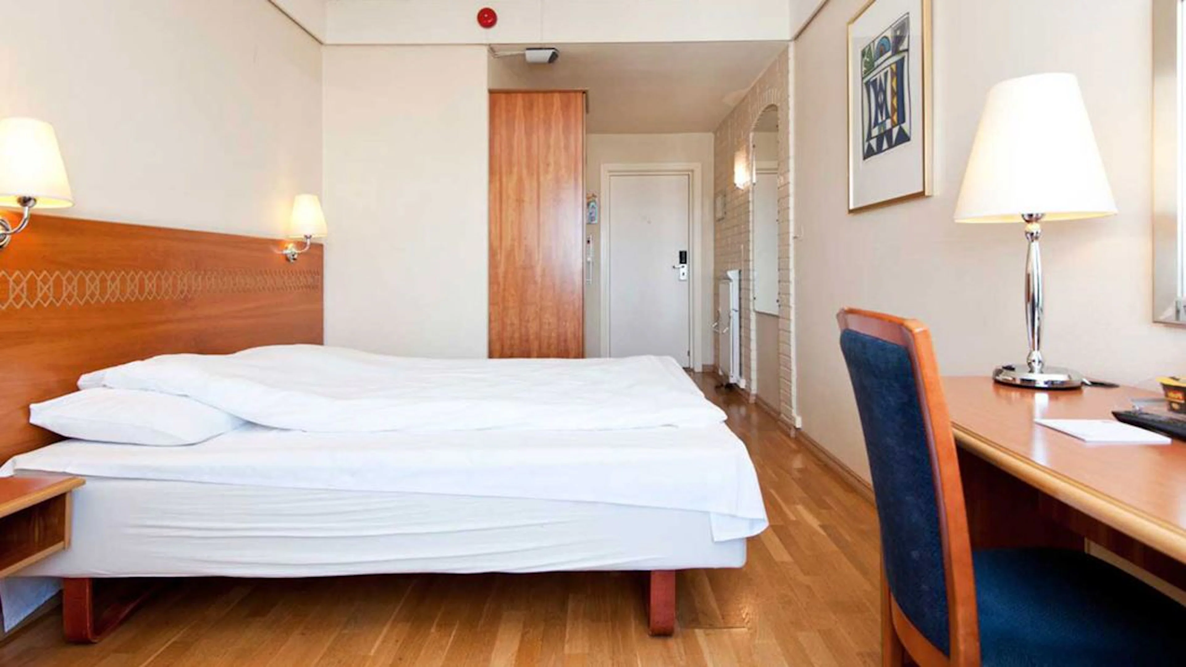 Standard Room Queen