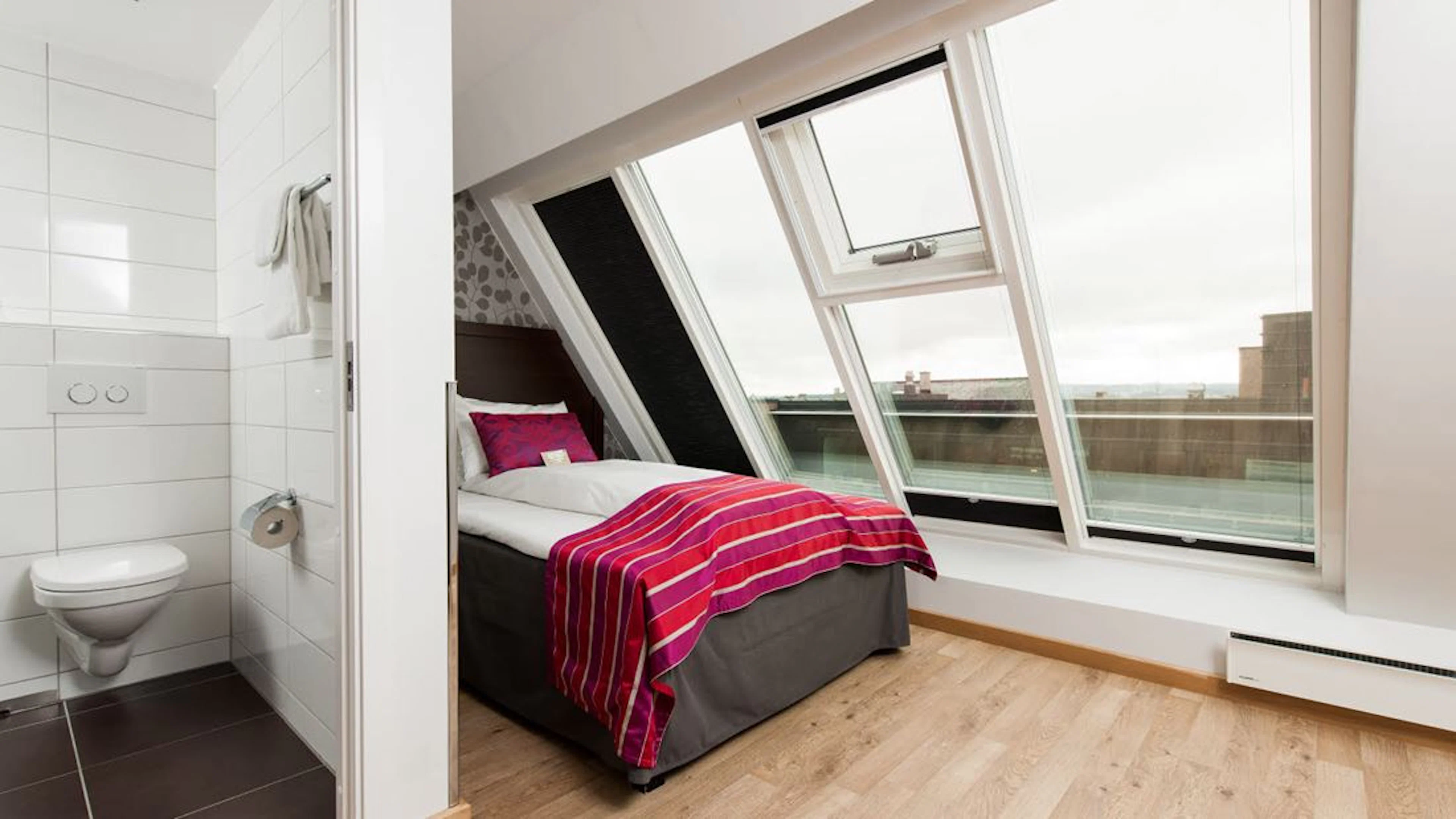 Standard Room Single
