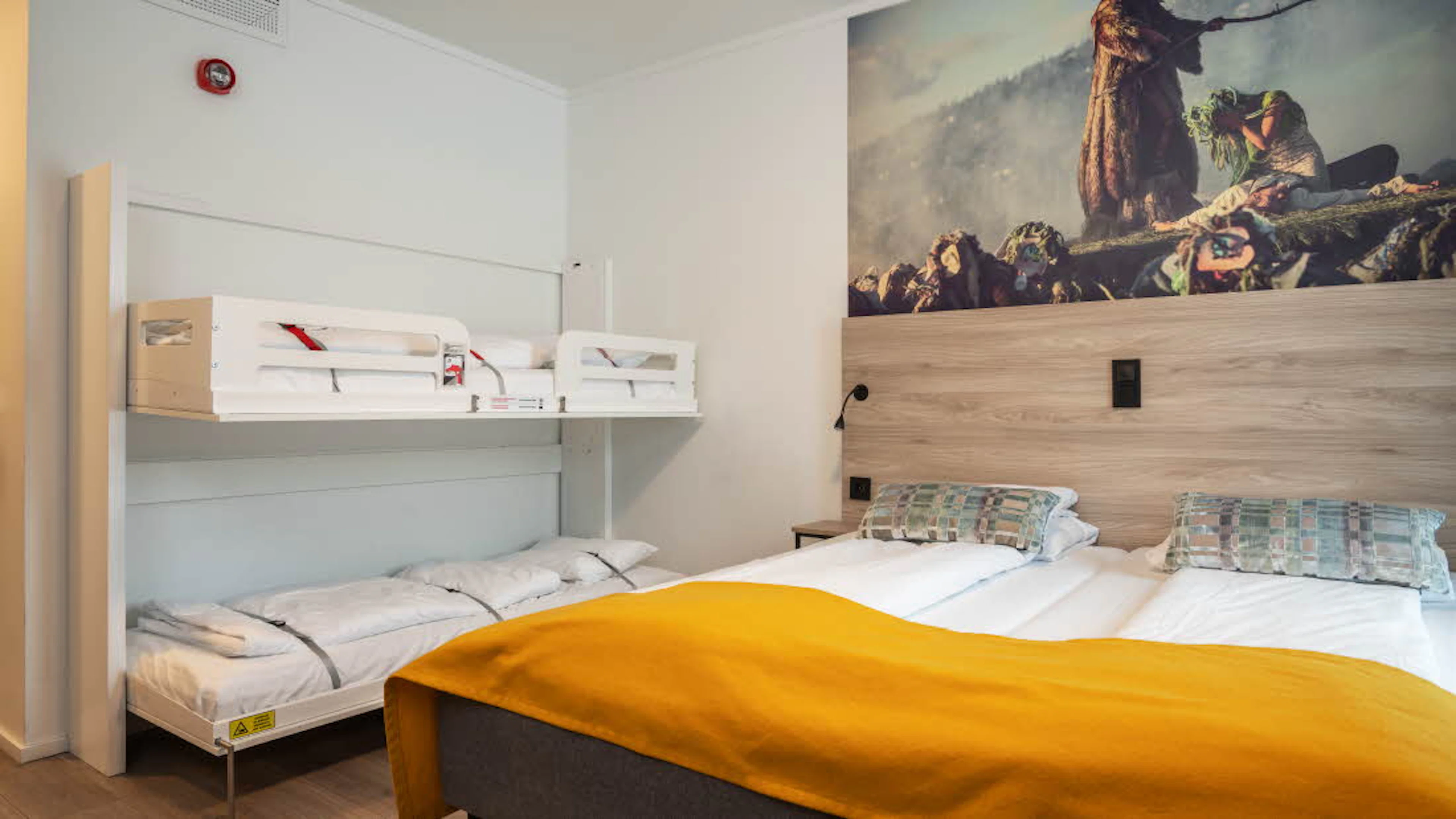 Standard Room Triple/Family