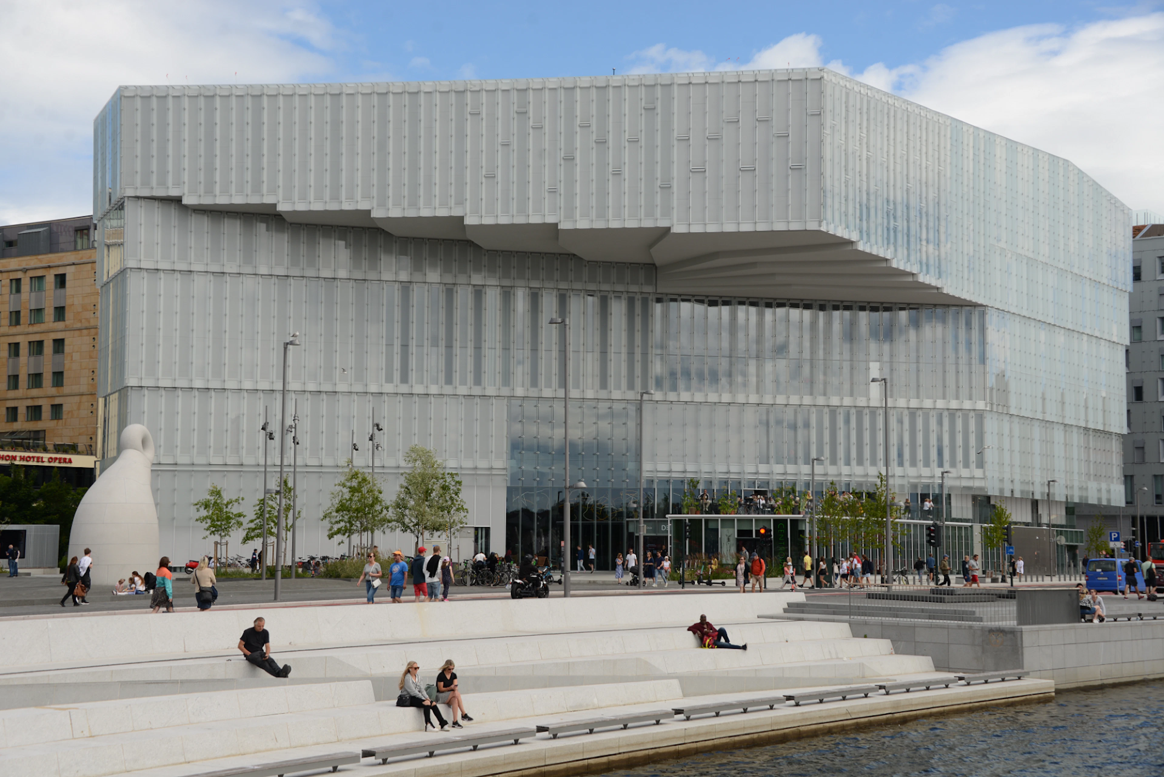 Stadt der Kontraste: ein Spaziergang von Grønland nach Bjørvika