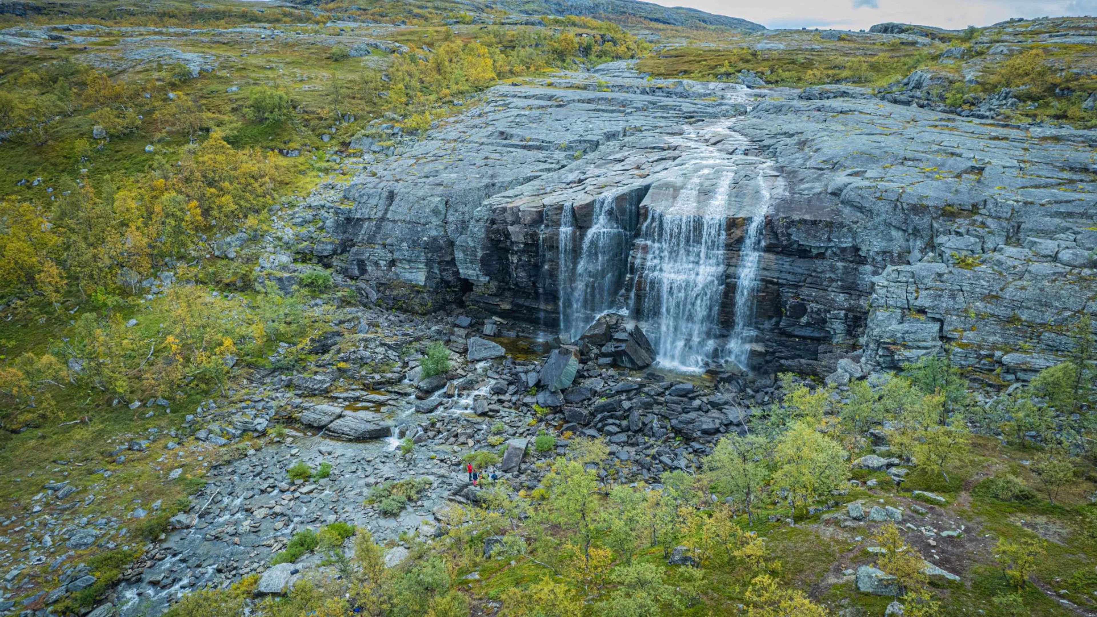 Wanderung zum Orvvosfossen