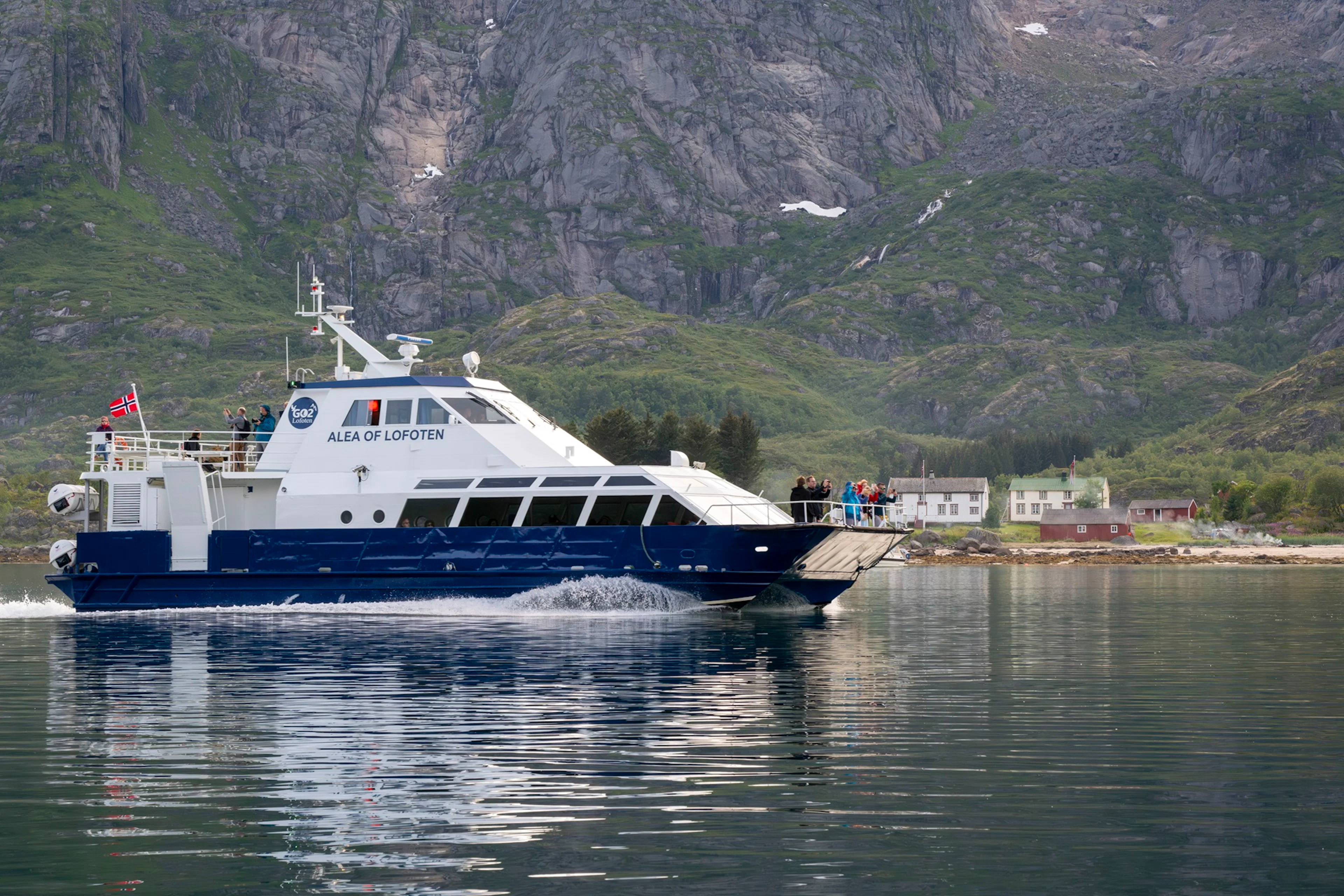 Trollfjord-Kreuzfahrt: Geführte Kreuzfahrt zum Trollfjord mit Alea von den Lofoten