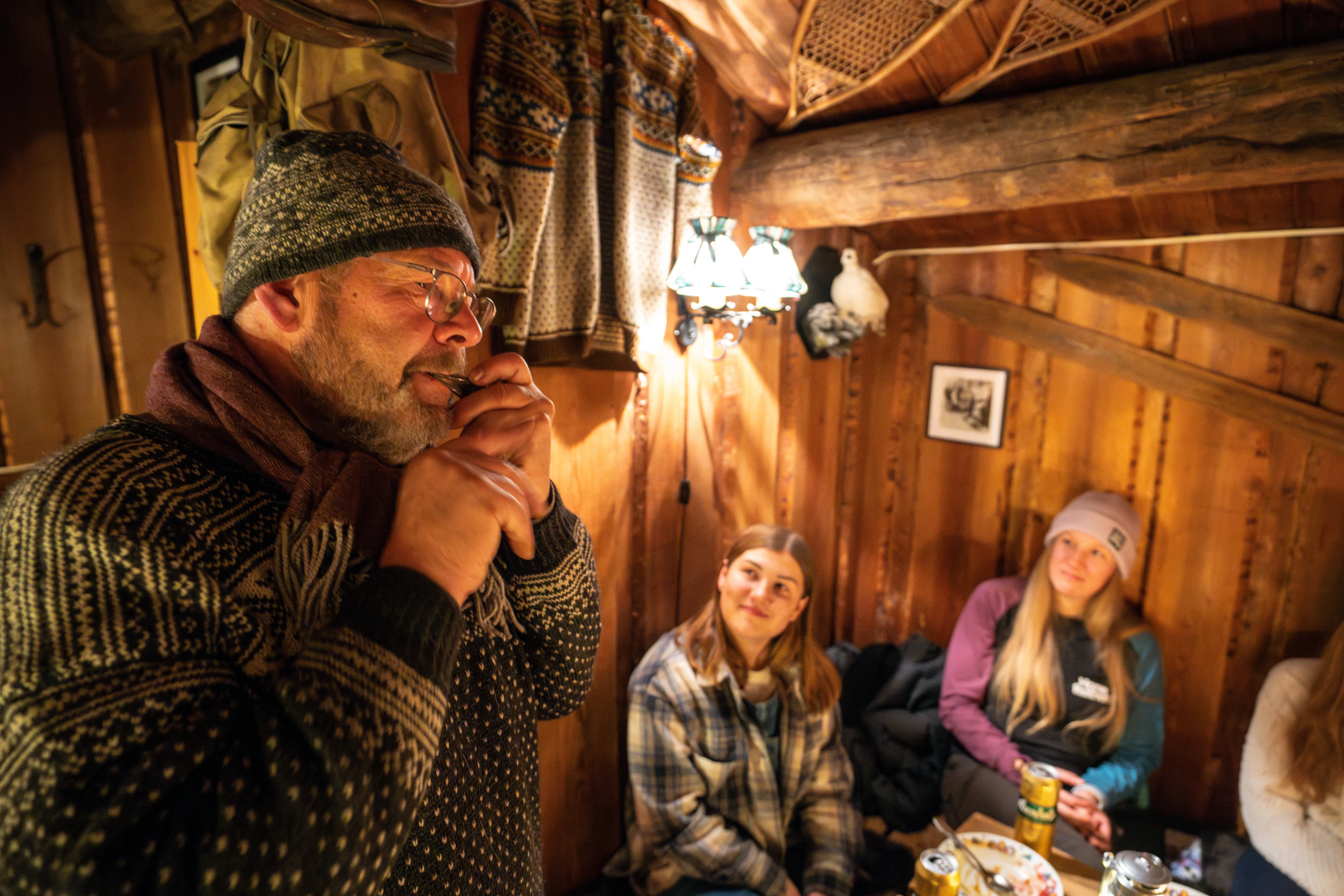 Trapperhütten-Dinner in Vrådal - Ein Wintererlebnis