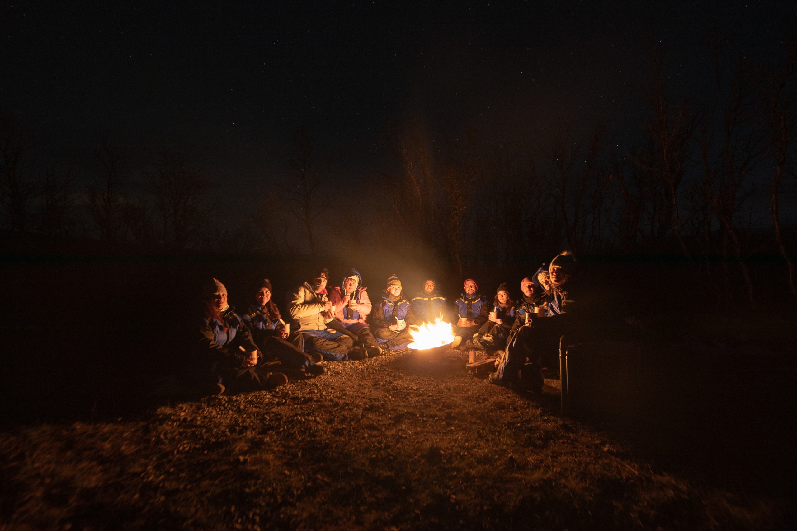 Northern Lights Hunt from Tromso – Small Group Aurora Tour in German with Campfire and Photos