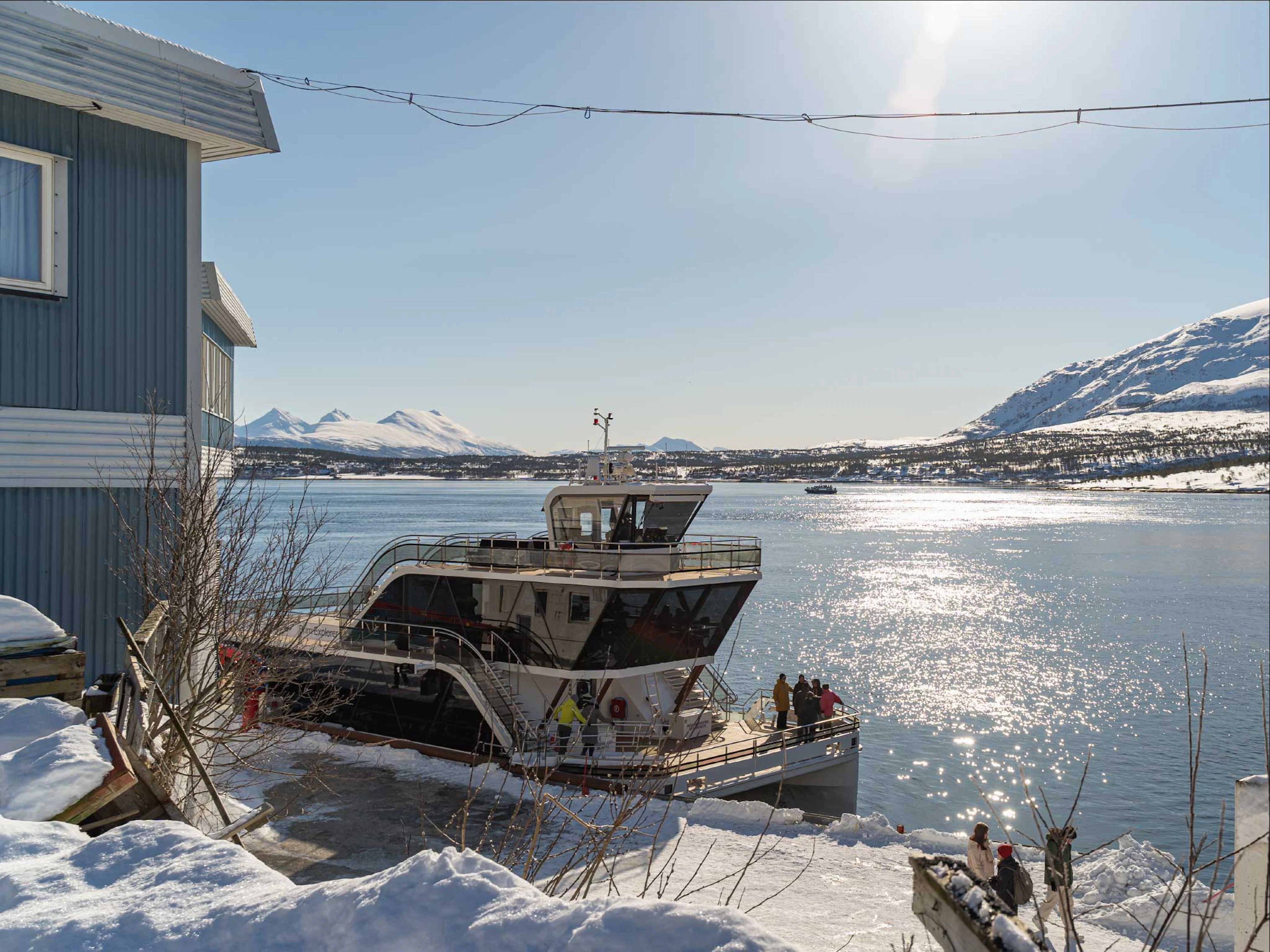 Arktische Fjordkreuzfahrt ab Tromso mit Brim Explorer