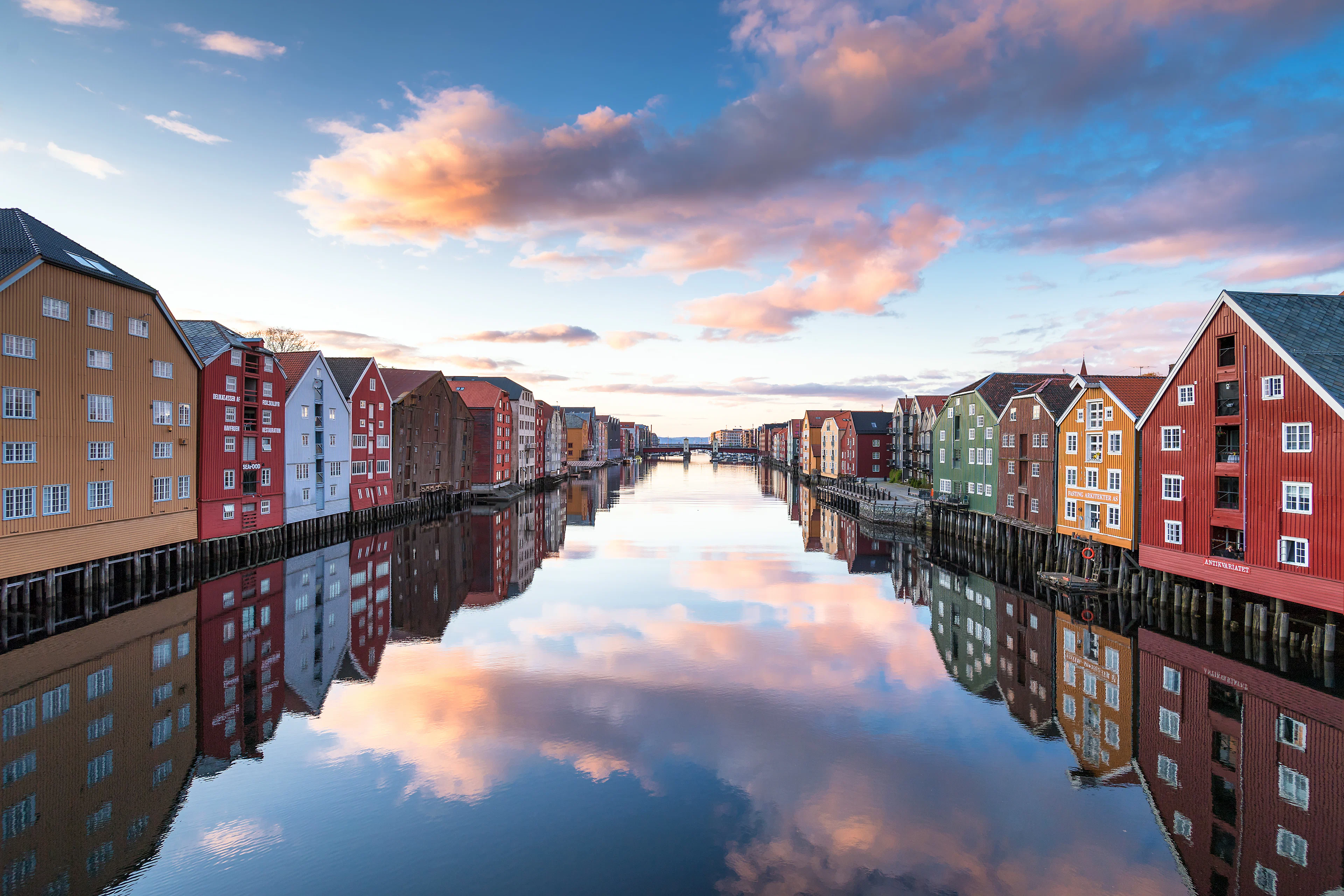 Visit Trondheim City Audioguide - by Guide To Go