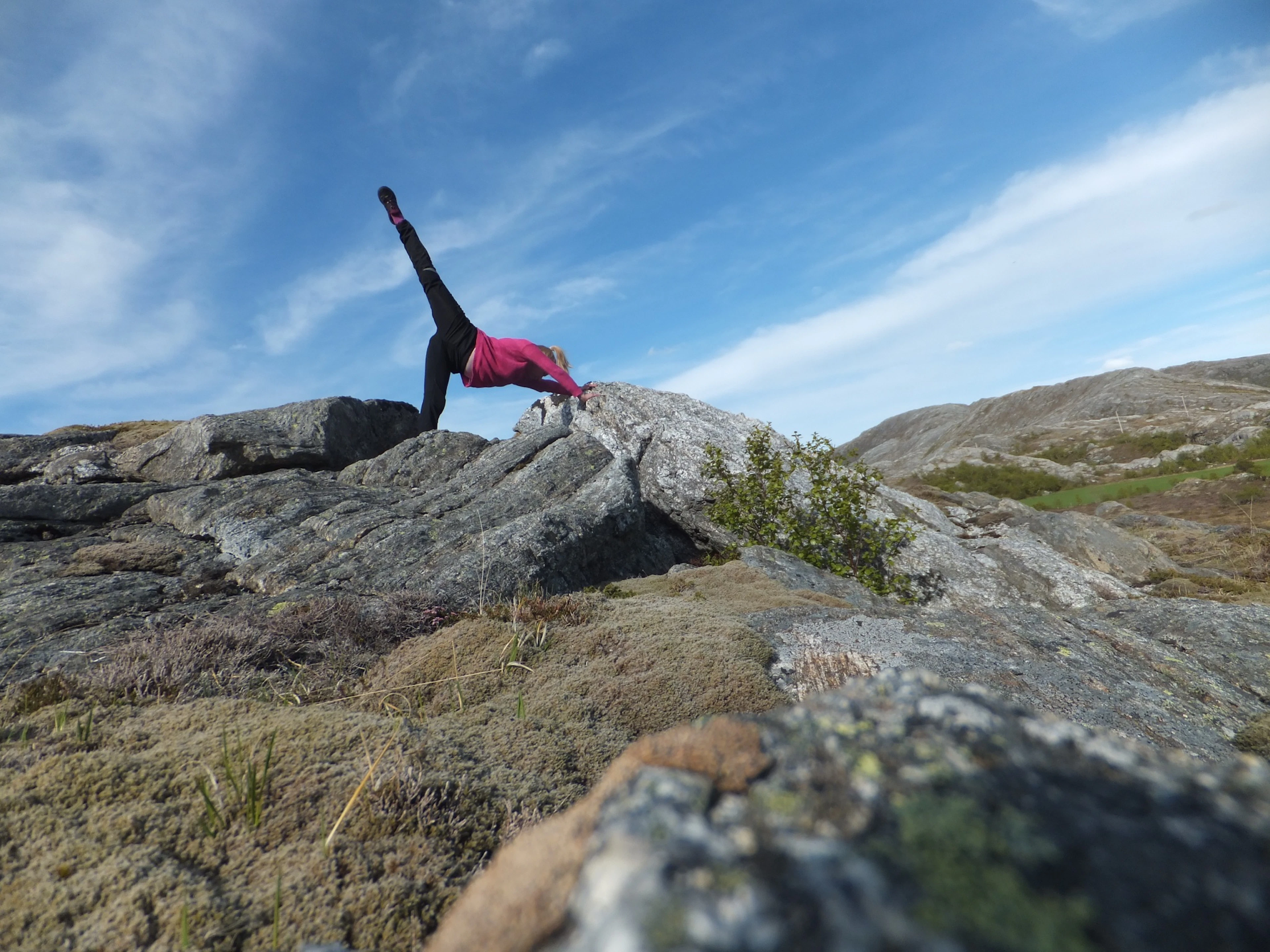 MONTAÑA - Yoga en la naturaleza