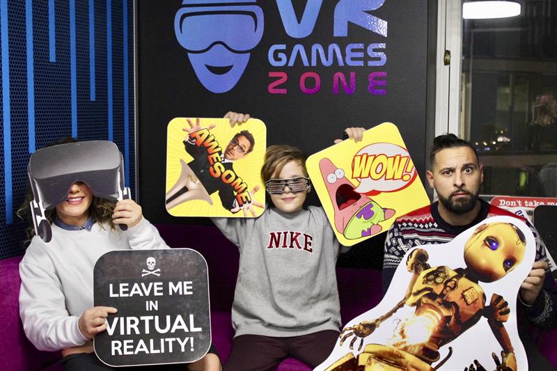 Barn på VR Games Zone