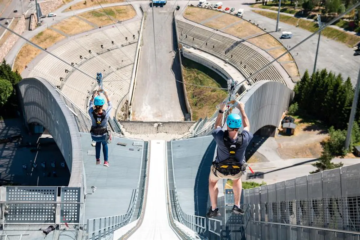 HOLMENKOL 雪上バイス Holmenkollen zipline | VisitOSLO