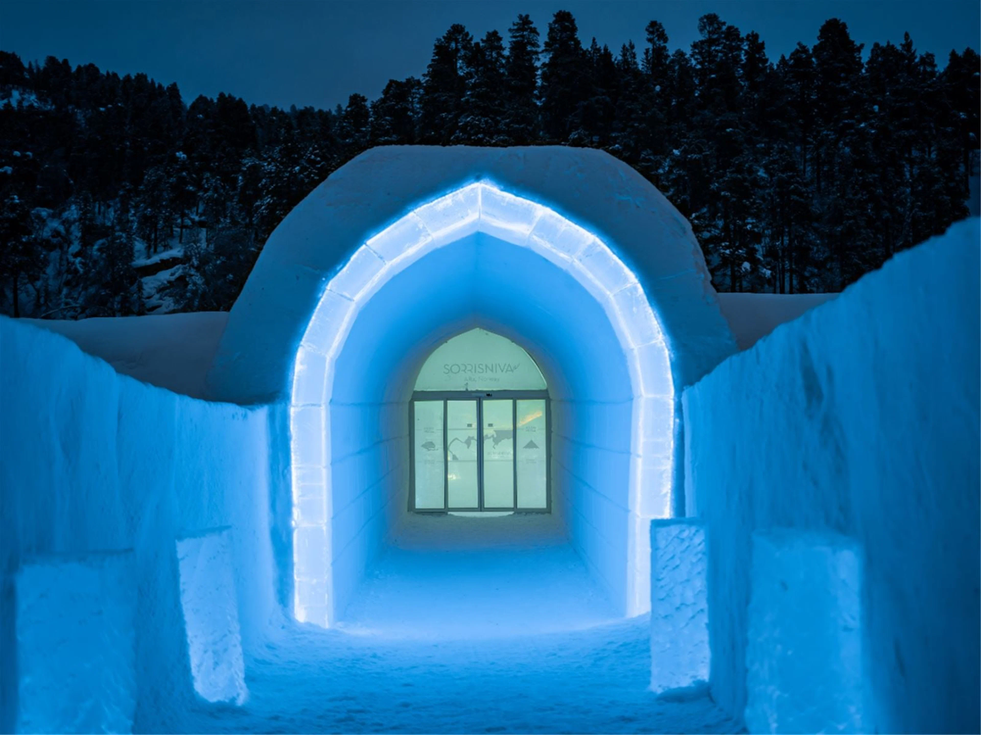 Eintrittskarte für das Sorrisniva Igloo Hotel