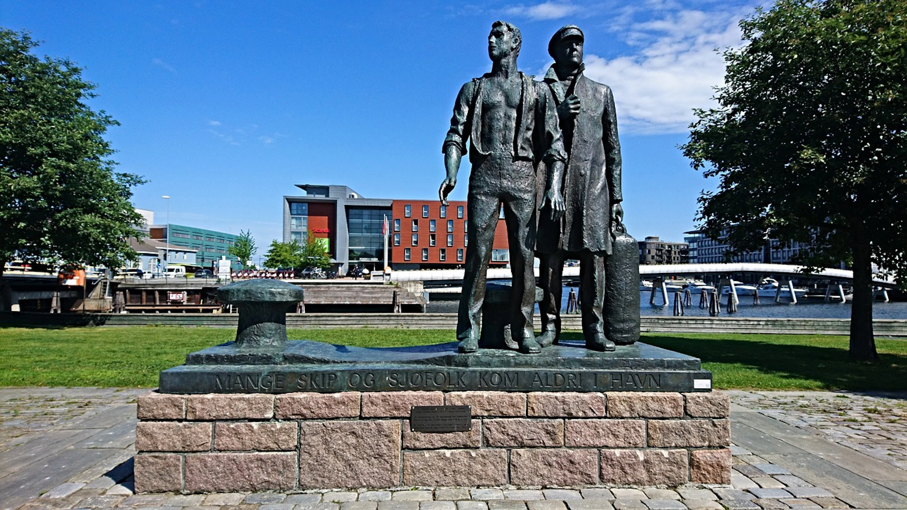 Stadtrundgang durch Nidaros, Wikingerkönige, Heilige und Geschichte des Mittelalters